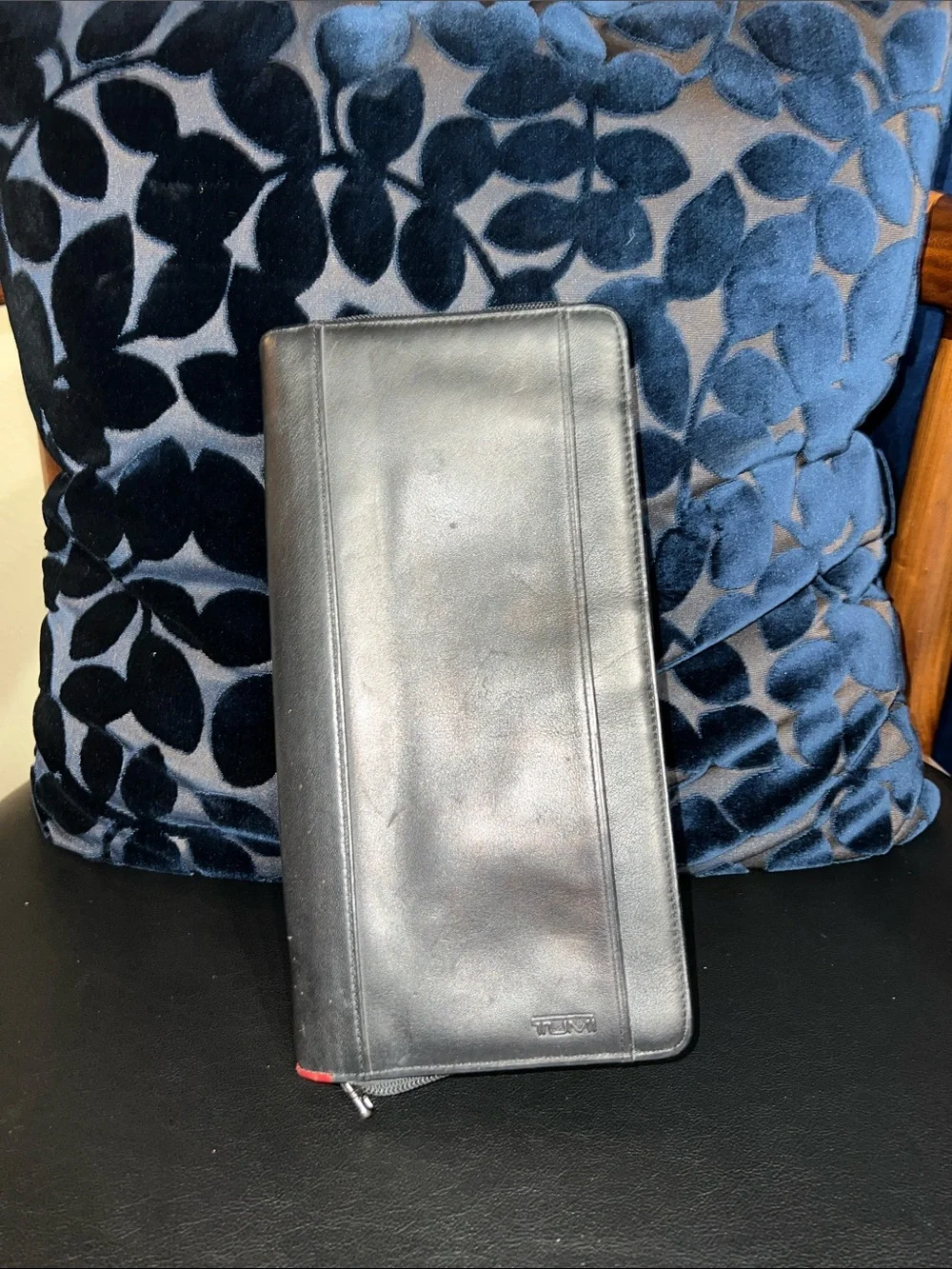 Men's Black Zip-Around Leather Organizer Wallet